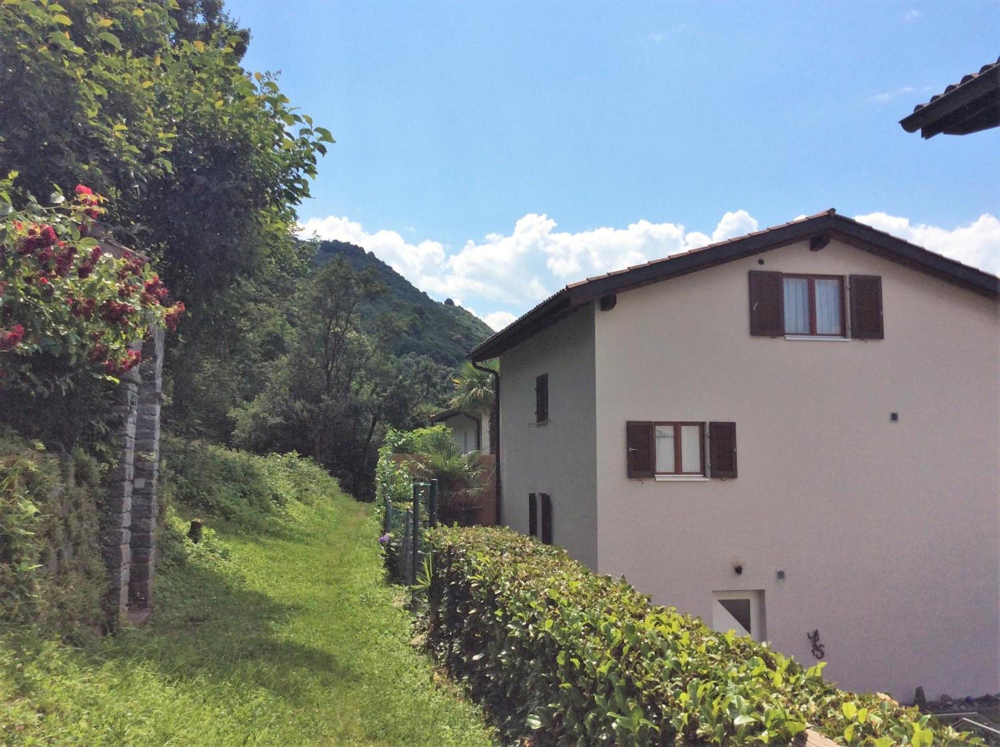 Residenza Al Castagno Duplex By Fewotessin Piazzogna Exterior photo